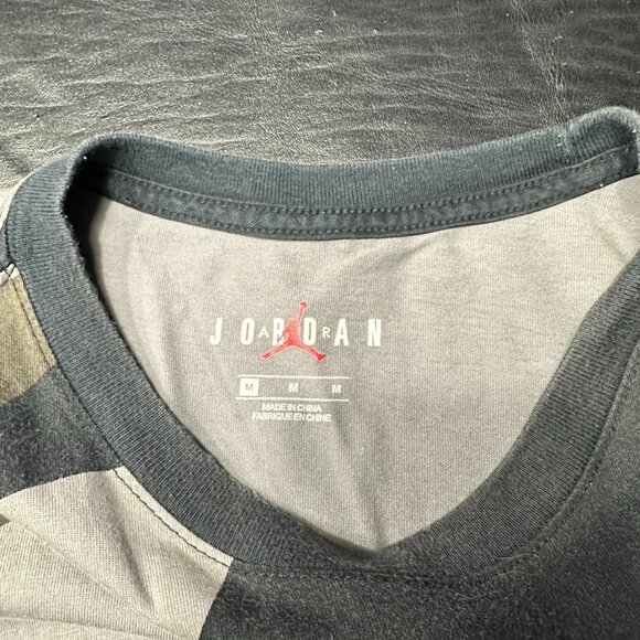 Jordan x Paris Saint-Germain 2019/2020 Logo T-Shirt - Picture 5 of 5